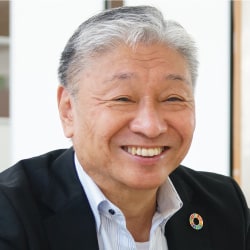 佐藤裕之氏