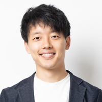 講師